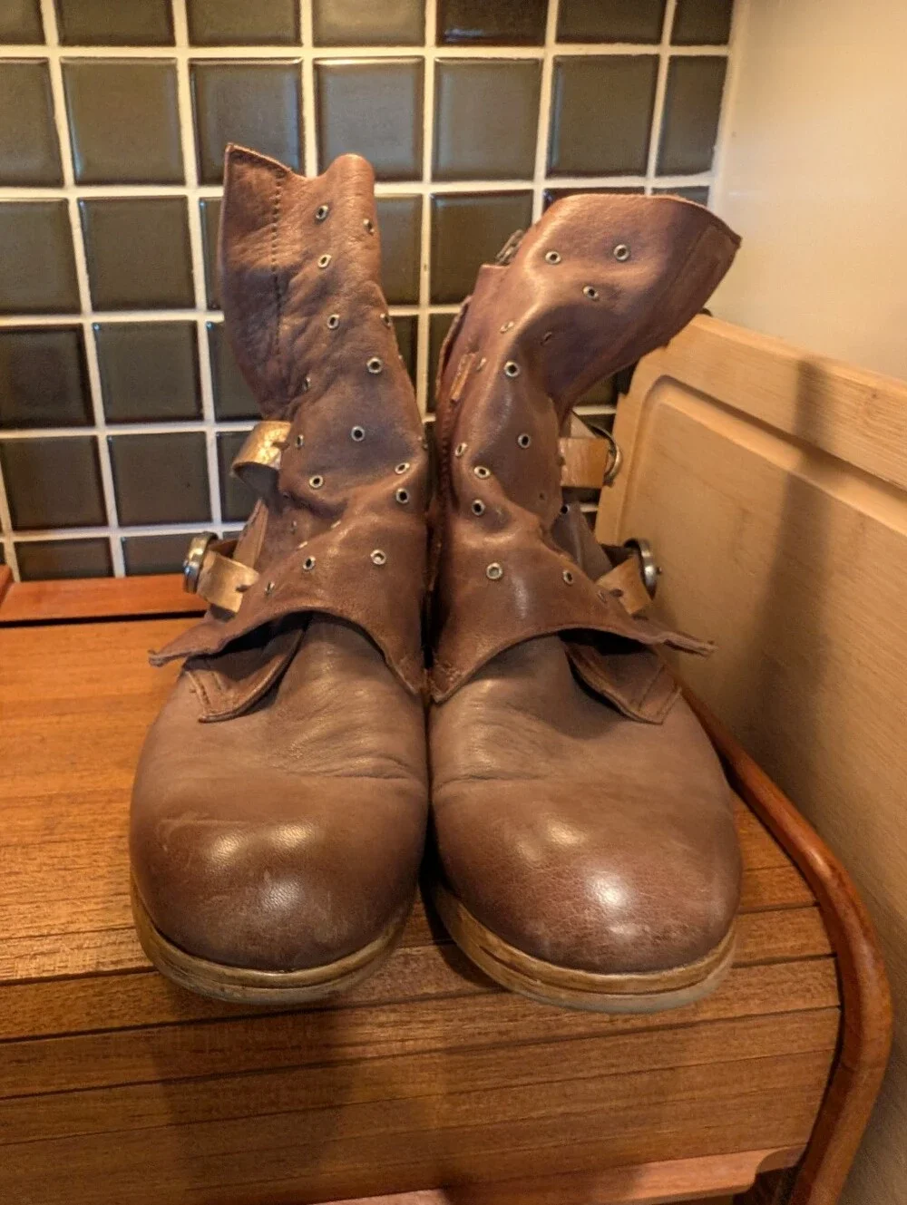 MJUS Belted Ankle Boots,39 - Picture 2 of 9